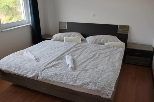 Ara-Marina Apartment Baska  Exterior photo